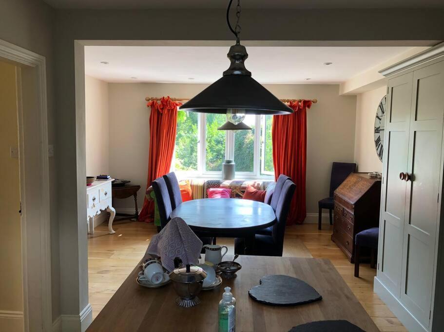 St Anthony'S, Bright Perkily Decorated 3 Bedroom House Ampleforth Экстерьер фото