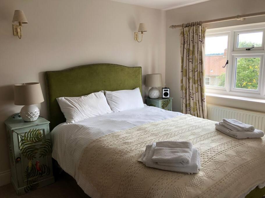 St Anthony'S, Bright Perkily Decorated 3 Bedroom House Ampleforth Экстерьер фото